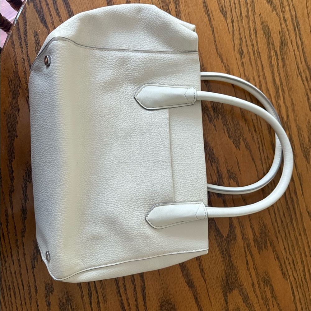 Cream Handbag - Picture 2 of 8